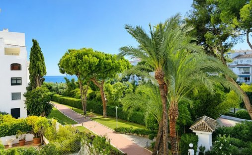 Apartment in Puerto Banus, Marbella, Spain 1