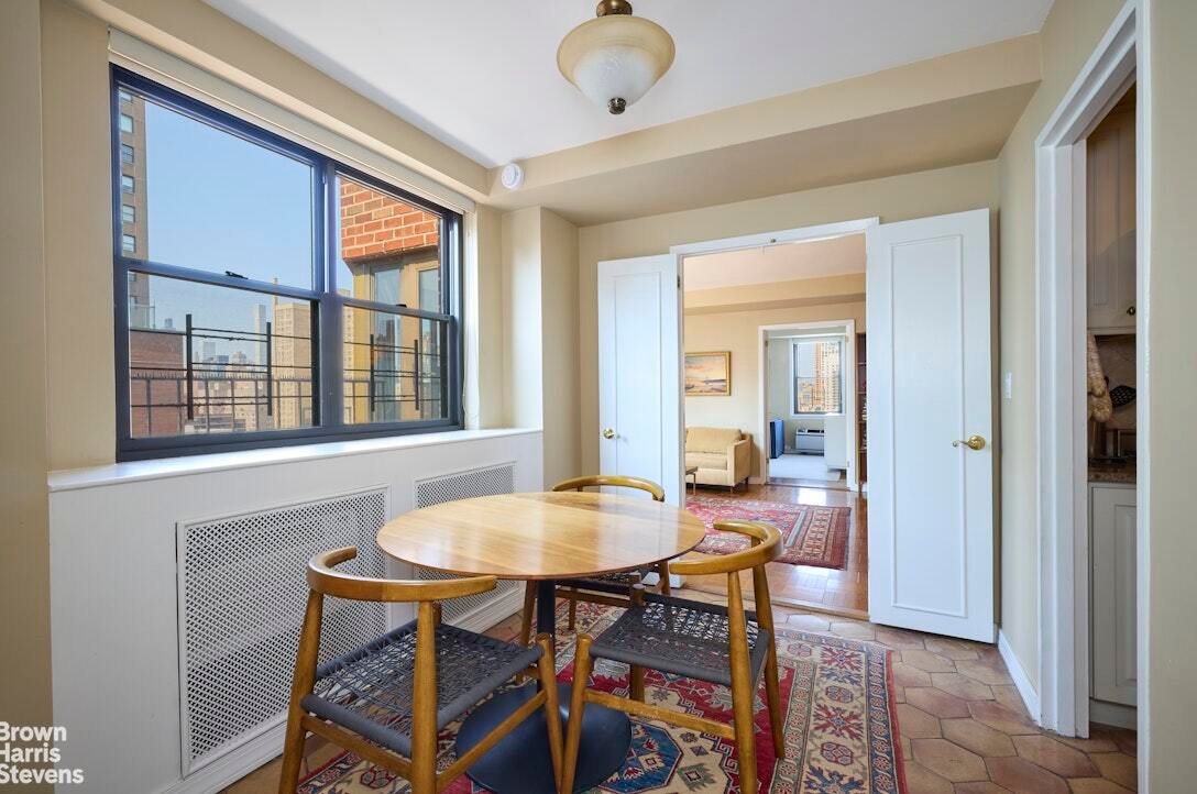 Co Op in New York, New York, United States 3 - 18439522
