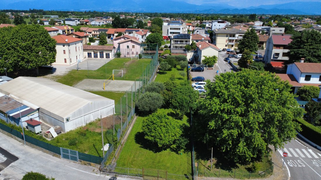 Land in Castelfranco Veneto, Veneto, Italy 3 - 18848191