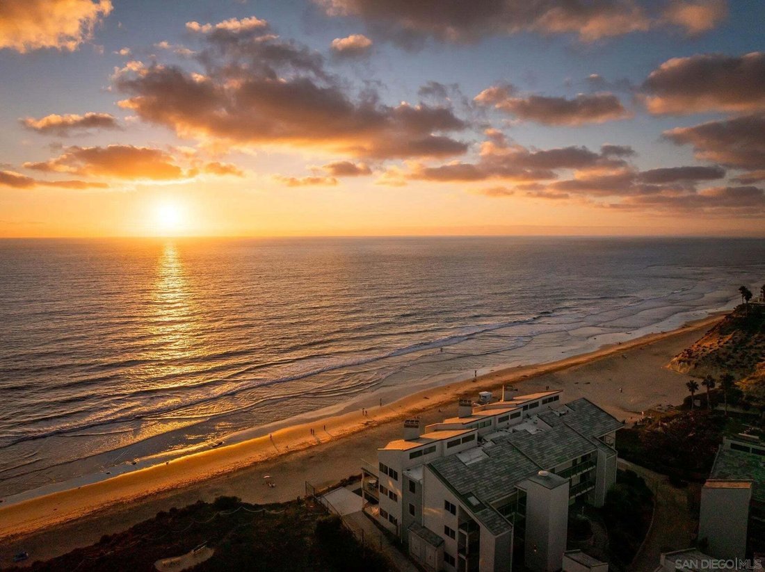 Condominio a Solana Beach, California, Stati Uniti 1 - 18843039