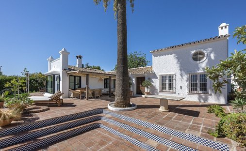 Villa in Guadalmina Alta, San Pedro de Alcantara, Spain 1