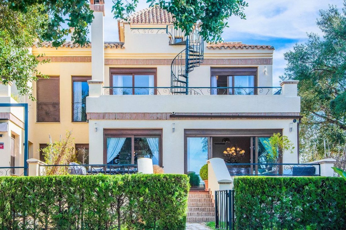 Villa en Elviria-Cabopino, Marbella, España 2 - 18862009