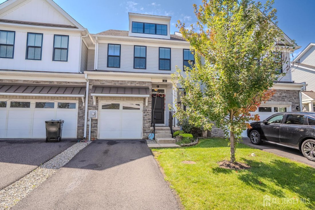 Condominio a Monroe, New Jersey, Stati Uniti 1 - 18856290