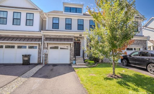 Condo in Monroe Township, New Jersey, United States 1