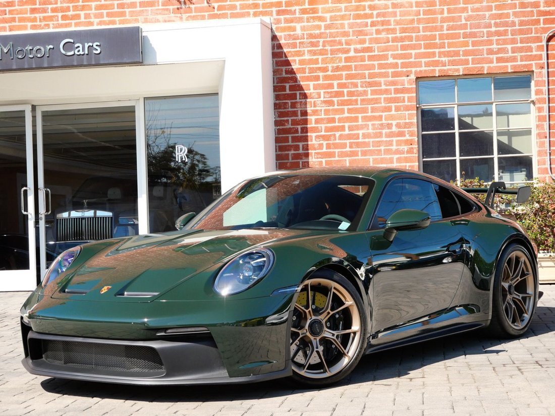 Coupe in Beverly Hills, CA, United States 3 - 18850298
