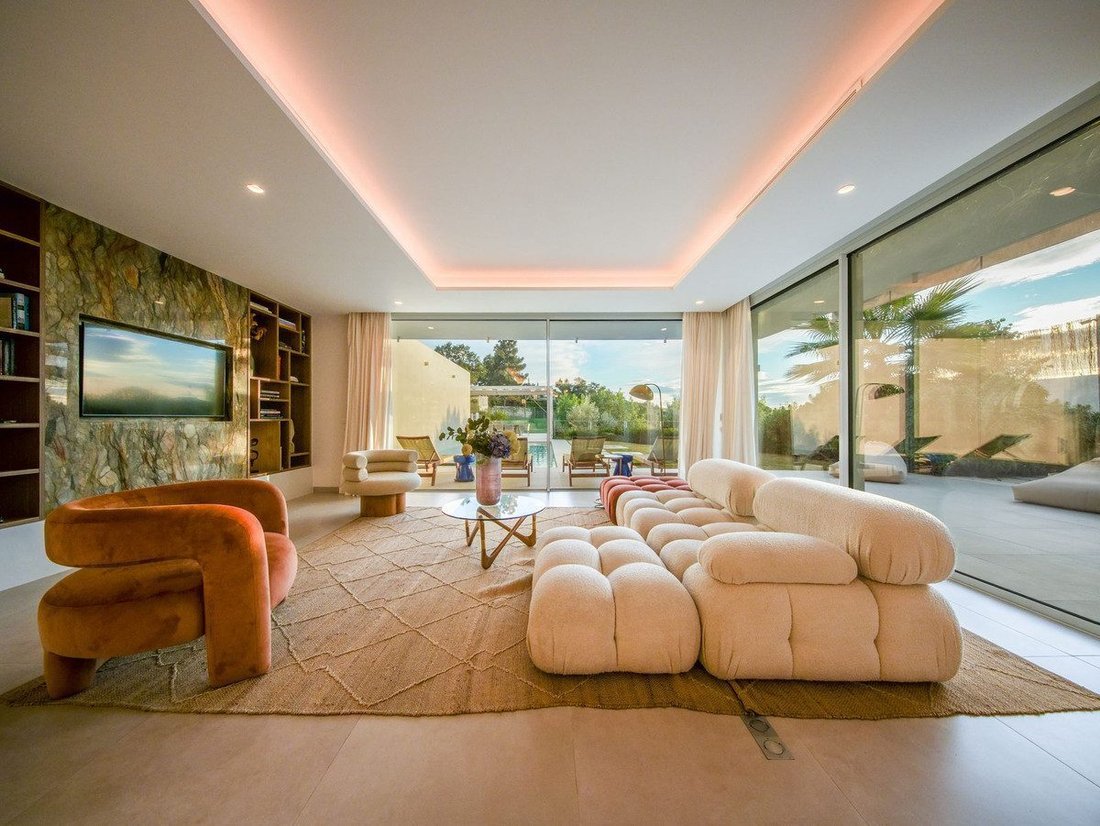 Villa in Elviria-Cabopino, Marbella, Spain 4 - 18857653