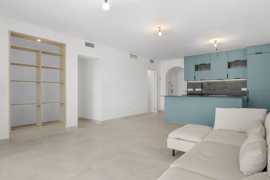 Apartment in Puerto Banus, Marbella, Spain 5 - 18858860
