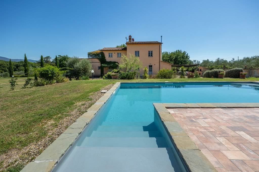 Country House in Castiglion Fiorentino, Tuscany, Italy 4 - 17255893