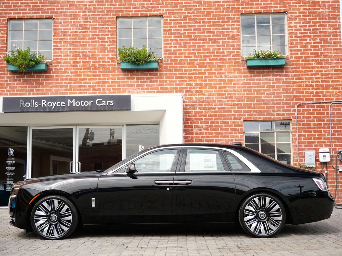 Sedan in Beverly Hills, CA, United States 3 - 18850295