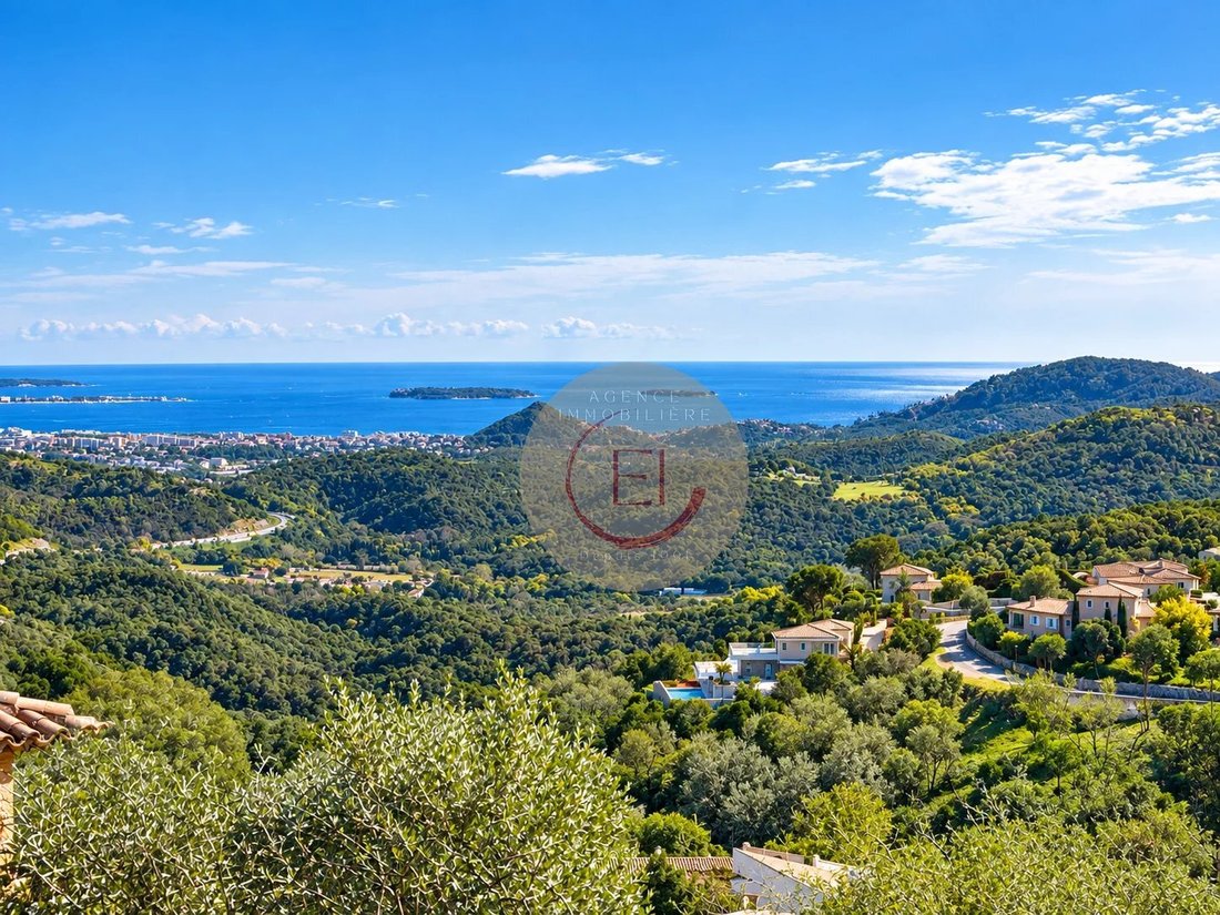 Villa in Les Adrets-de-l'Estérel, Provence-Alpes-Côte d'Azur, France 2 - 17295002