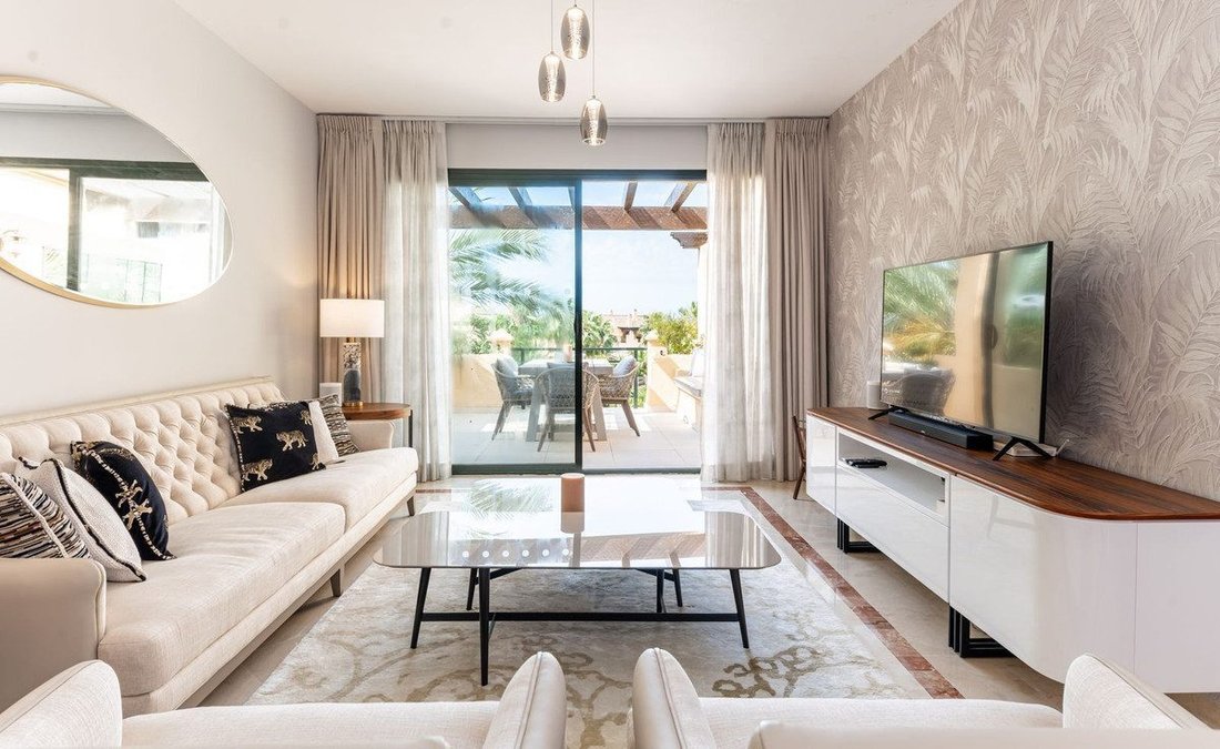 Wohnung in Estepona, Andalusien, Spanien 2 - 18860066