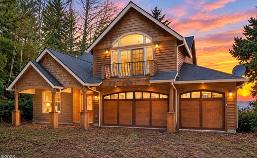 House in Neskowin, Oregon, United States 1