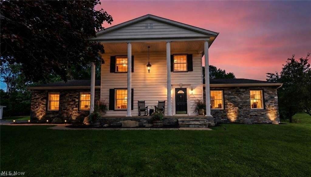 House in Akron, Ohio, United States 1 - 18849477