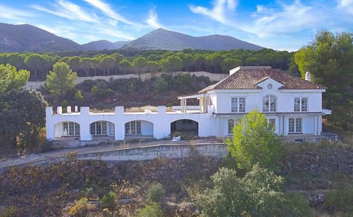 Villa in Alhaurin el Grande, Andalusia, Spain 1
