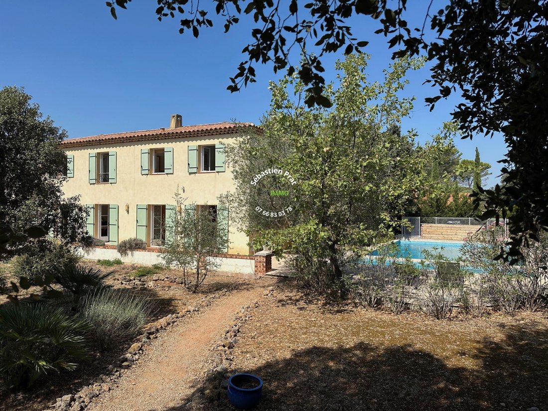 House in Flassans-sur-Issole, Provence-Alpes-Côte d'Azur, France 1 - 17698229