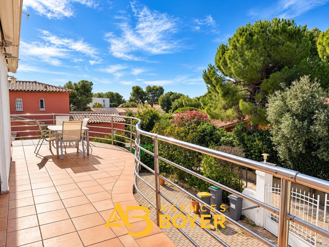 Casa a Bandol, Provenza-Alpi-Costa Azzurra, Francia 2 - 18847336