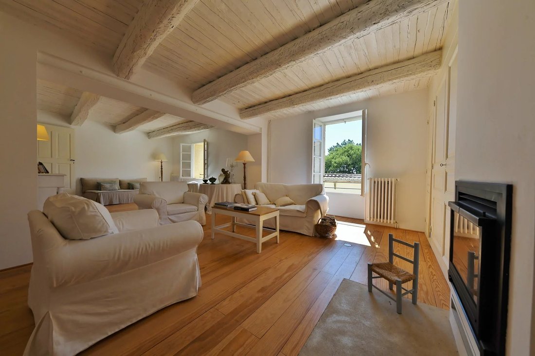 Casa en Uzès, Occitania, Francia 2 - 18843980