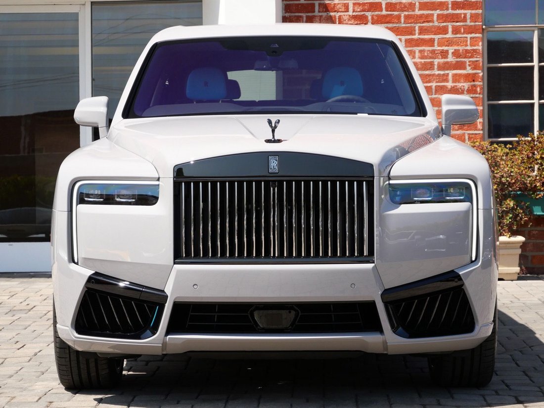 Suv in Beverly Hills, CA, United States 5 - 18850297