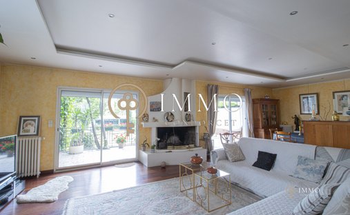 House in La Faiencerie-Le Clos Saint Cyr, Bourg-la-Reine, France 1