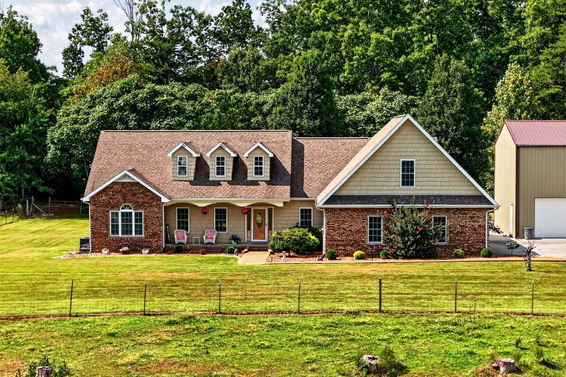 House in Sparta, Tennessee, United States 1 - 18852870
