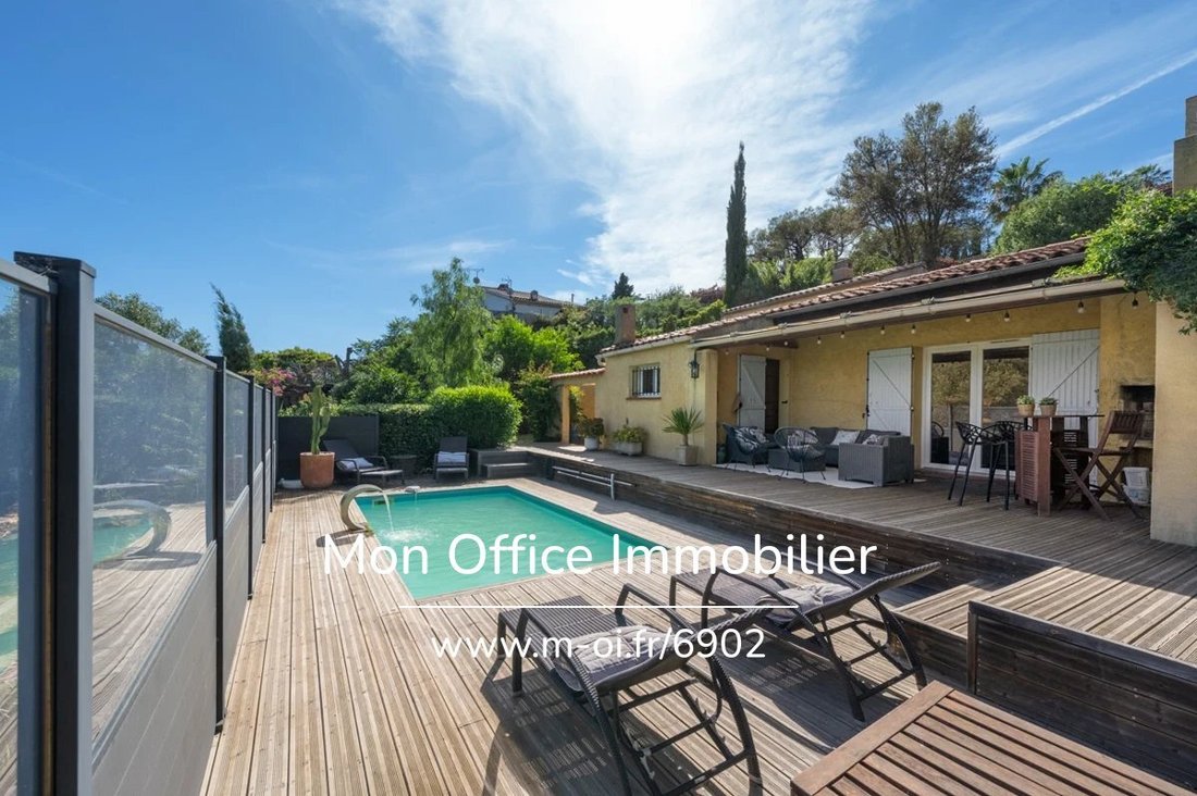 House in Sud Ouest, Bormes-les-Mimosas, France 2 - 18843694