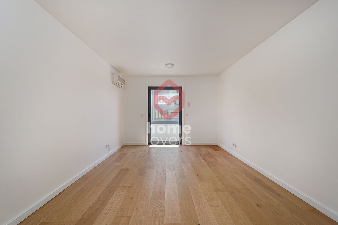 Apartment in Avenidas Novas, Lisbon, Portugal 1 - 18847954