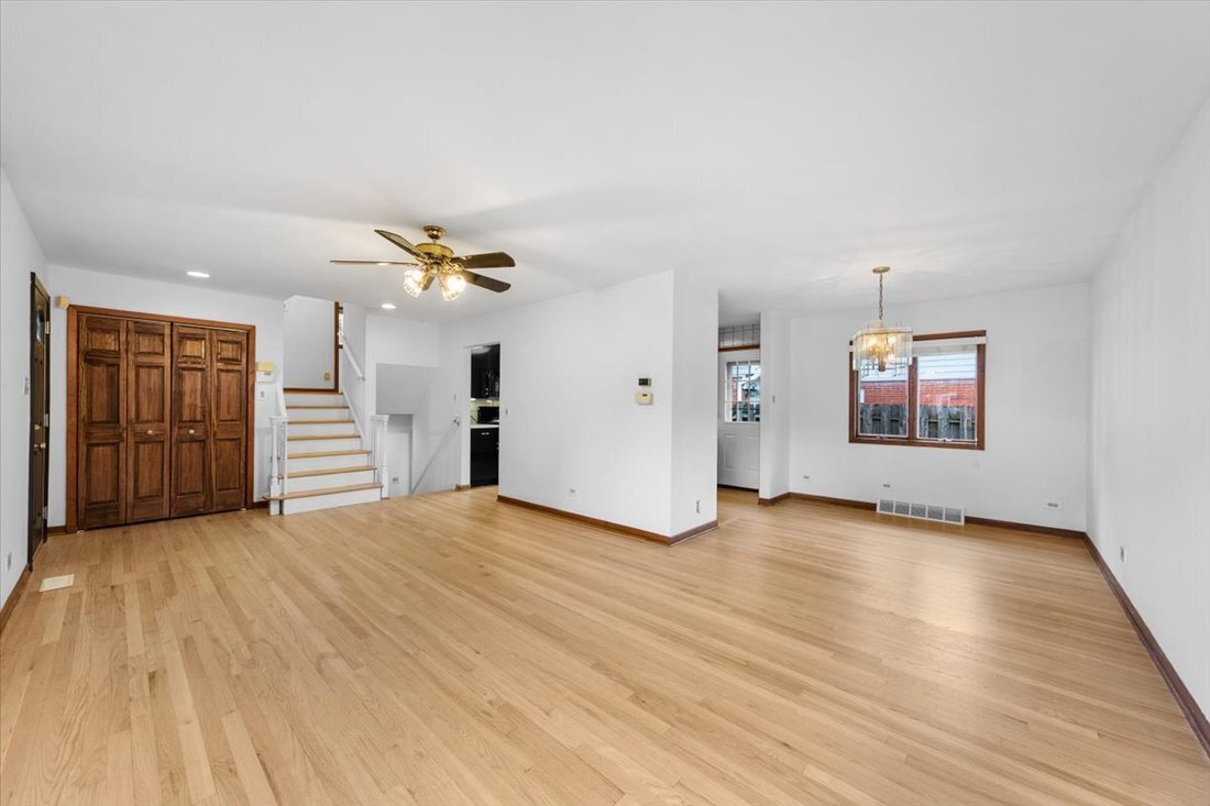 House in Elmhurst, Illinois, United States 3 - 18850393