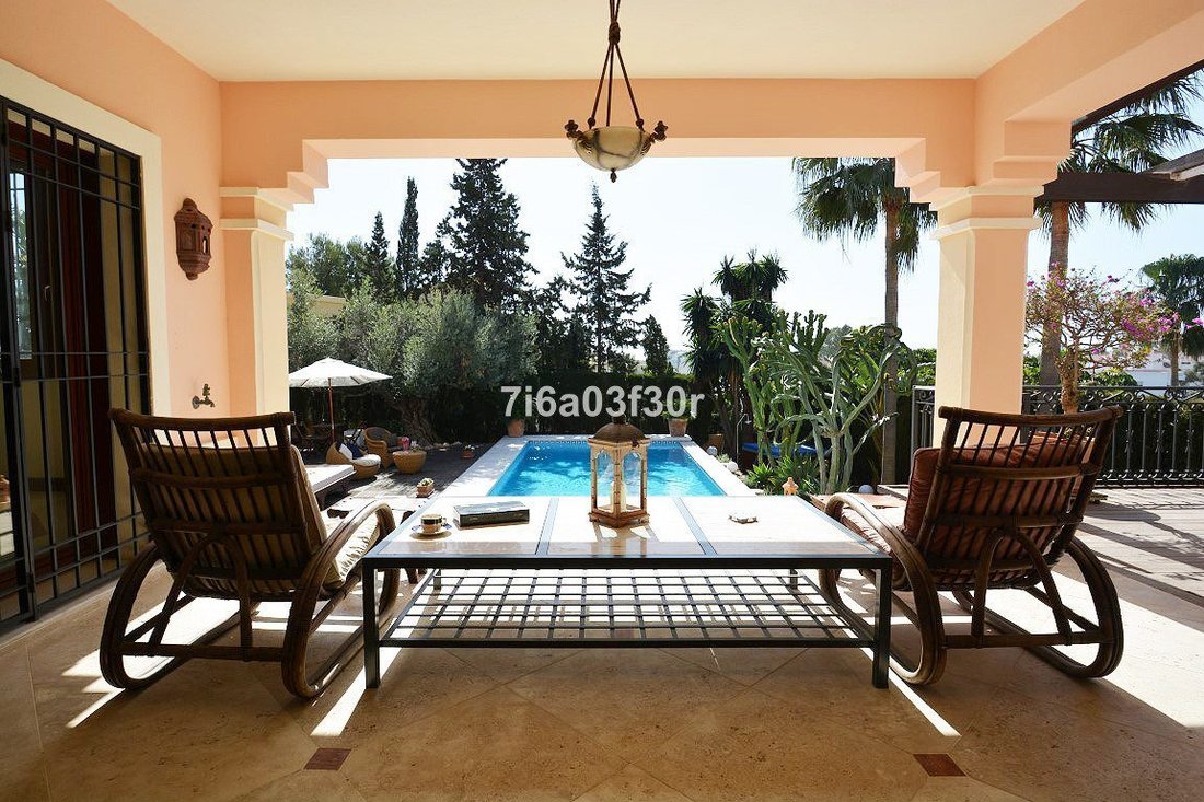 Villa à Puerto Banús, Marbella, Espagne 2 - 18861644