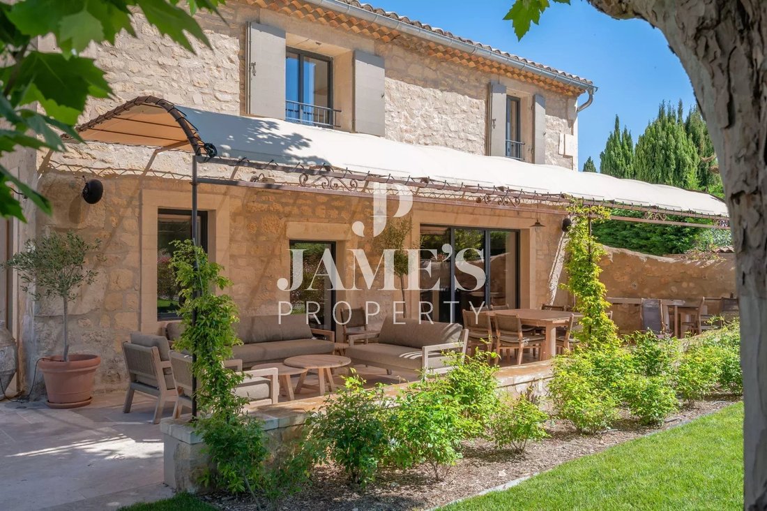 Maison à Paradou, Provence-Alpes-Côte d'Azur, France 1 - 18413350