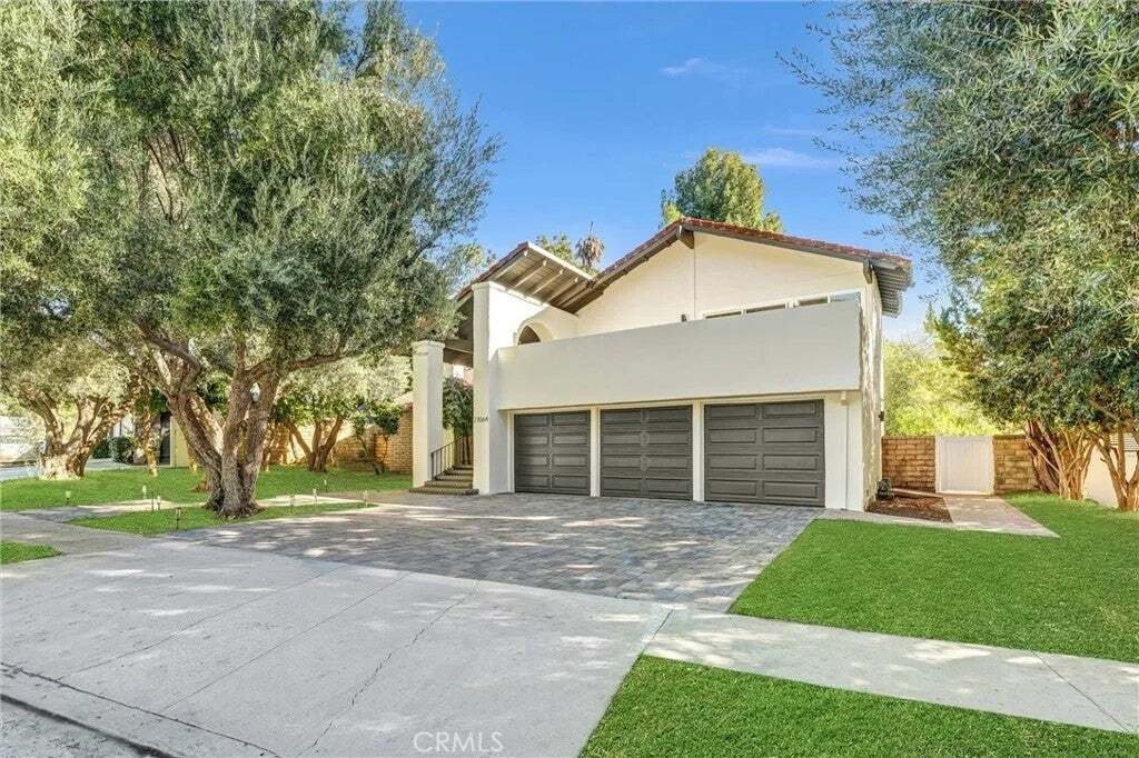 Maison à Agoura Hills, Californie, États-Unis 1 - 18849574