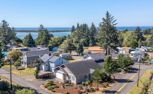 House in Tillamook, Oregon, United States 1