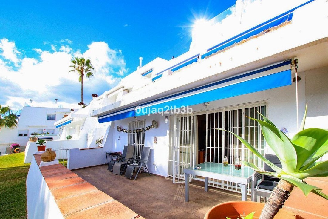 Apartment in Puerto Banus, Marbella, Spain 1 - 18857197