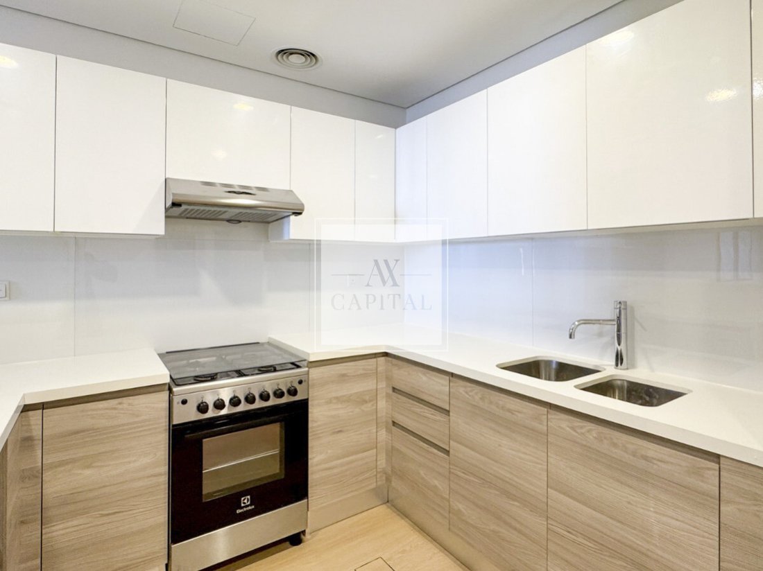 Apartment in Business Bay, Dubai, United Arab Emirates 2 - 18843841