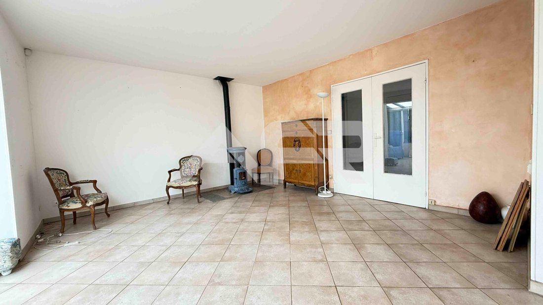 House in Chatou, Ile-de-France, France 5 - 18847602