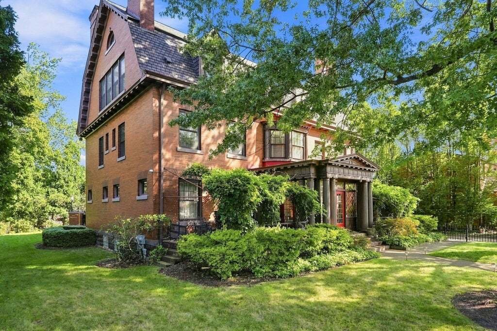 House in Pittsburgh, Pennsylvania, United States 2 - 18849142