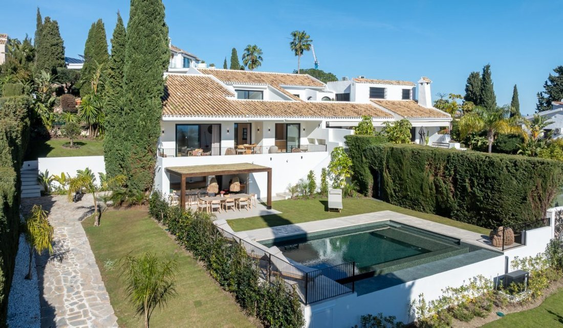 Villa in Benahavis, Andalusia, Spain 1 - 18858280