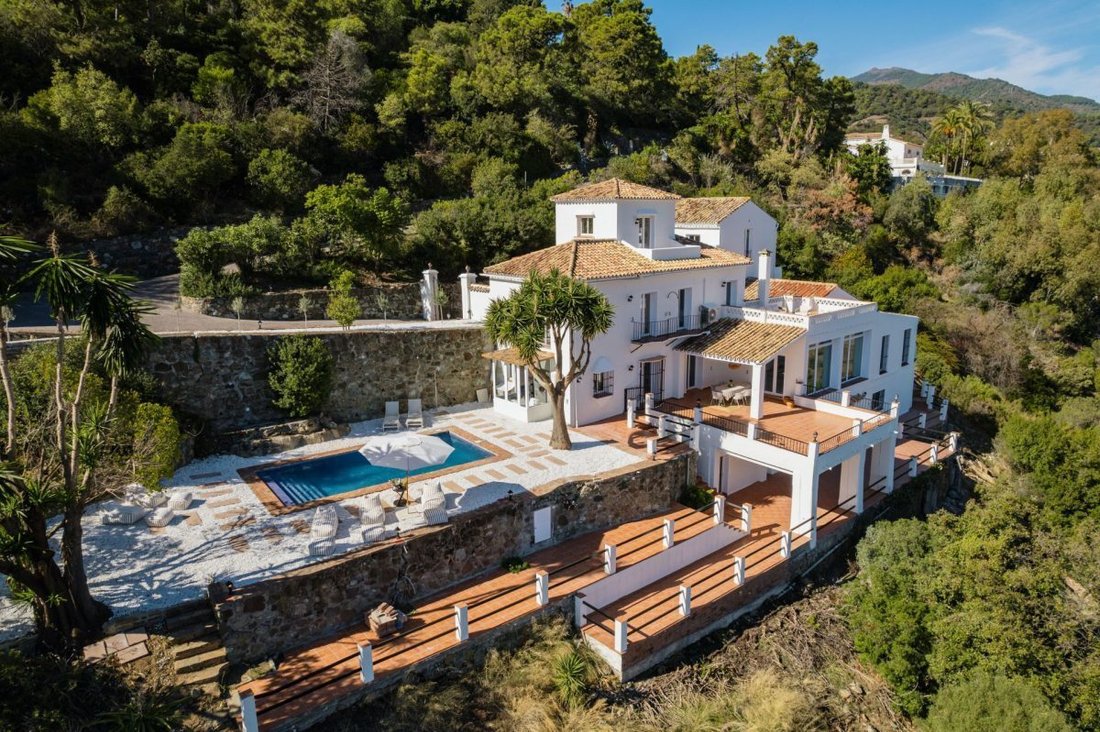 Villa en El Madroñal, Benahavís, España 1 - 18857051