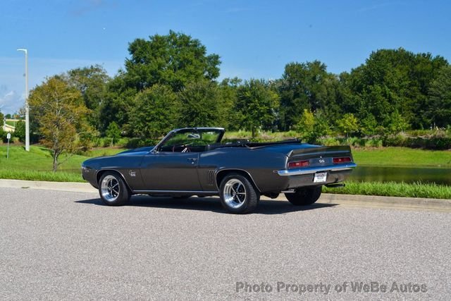 Chevrolet Camaro in Calverton, NY, United States 3 - 18853294
