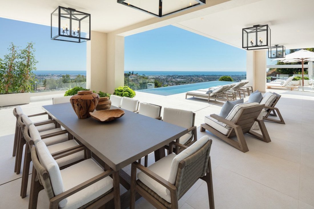 Villa in La Quinta, Benahavis, Andalusia 5 - 18859546