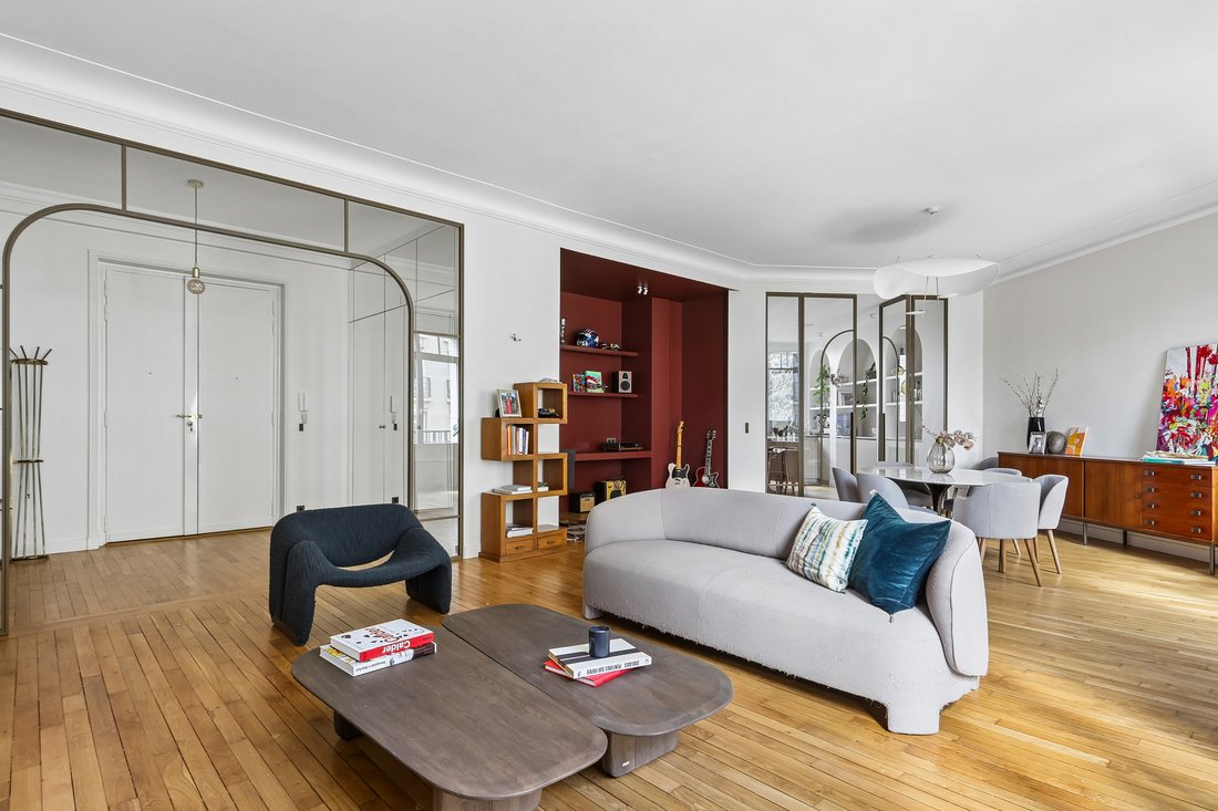 Apartment in Muette Nord, Paris 16e Arrondissement, Paris 1 - 18848157