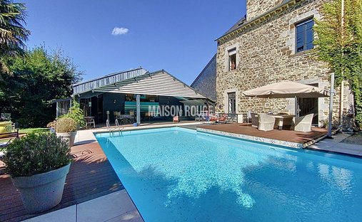 House in Dol-de-Bretagne, Brittany, France 1