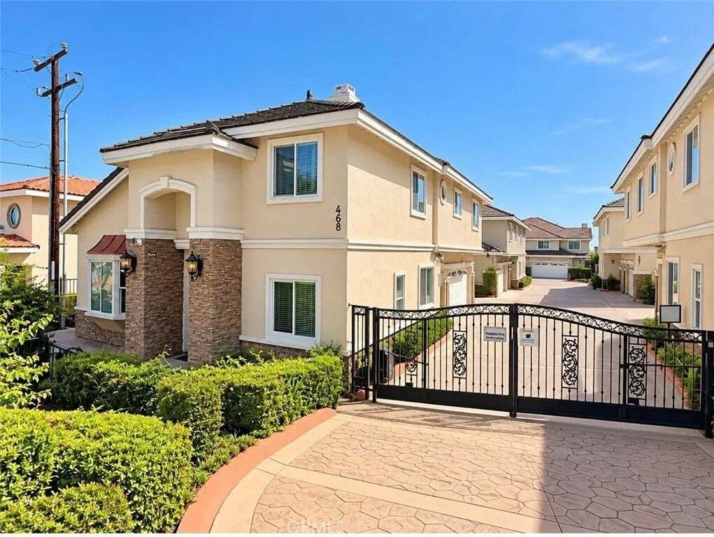 Townhouse in Monterey Park, California, United States 5 - 18847167