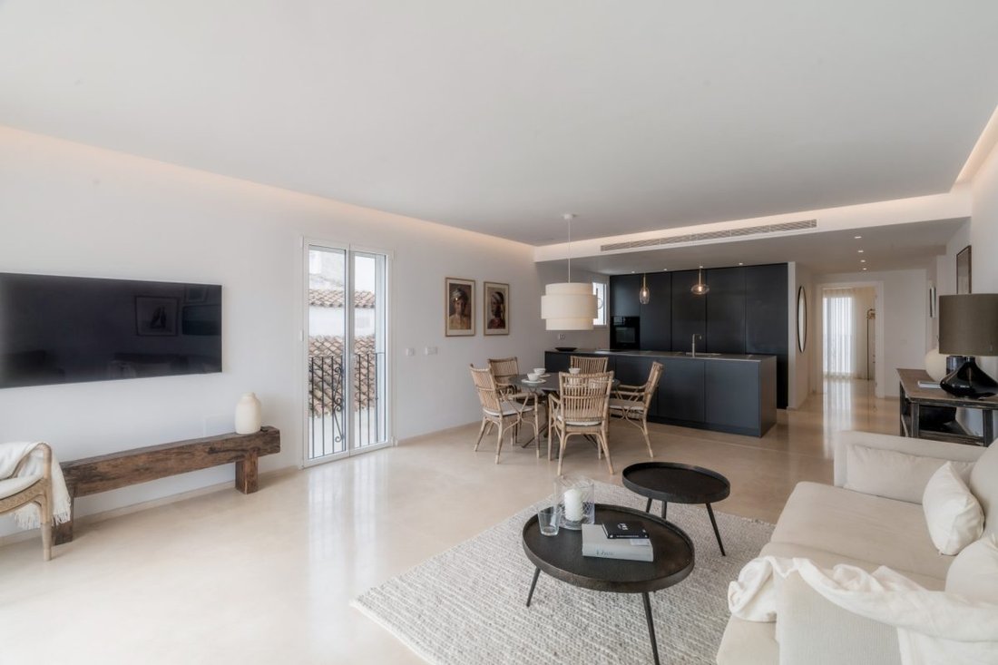 Apartment in Puerto Banus, Marbella, Spain 5 - 18863174