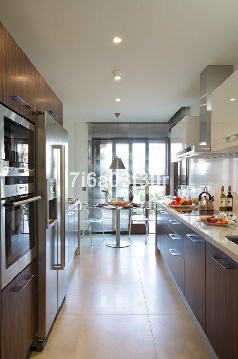 Appartamento a Estepona, Andalusia, Spagna 3 - 18862364