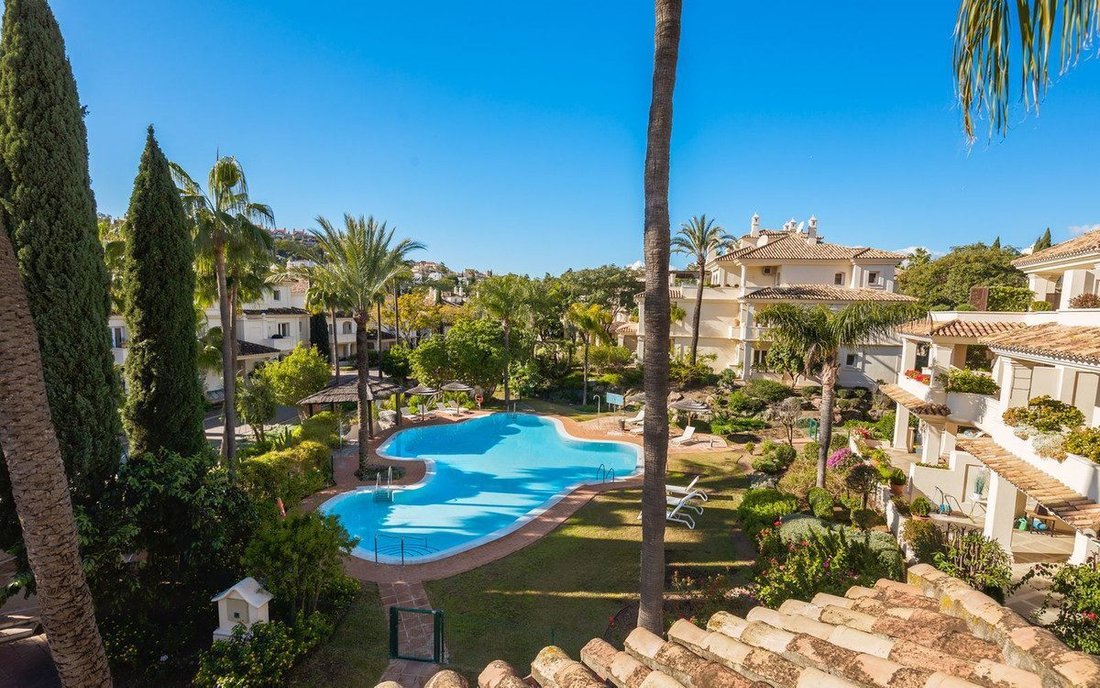 Apartment in Puerto Banus, Marbella, Spain 2 - 18856992