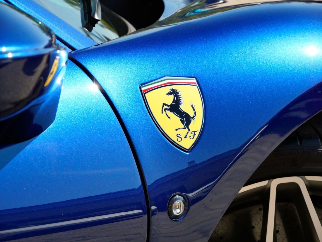 Coupe in Beverly Hills, CA, United States 5 - 18850296
