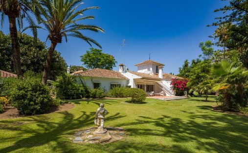 Villa in Guadalmina Baja, San Pedro de Alcantara, Spain 1