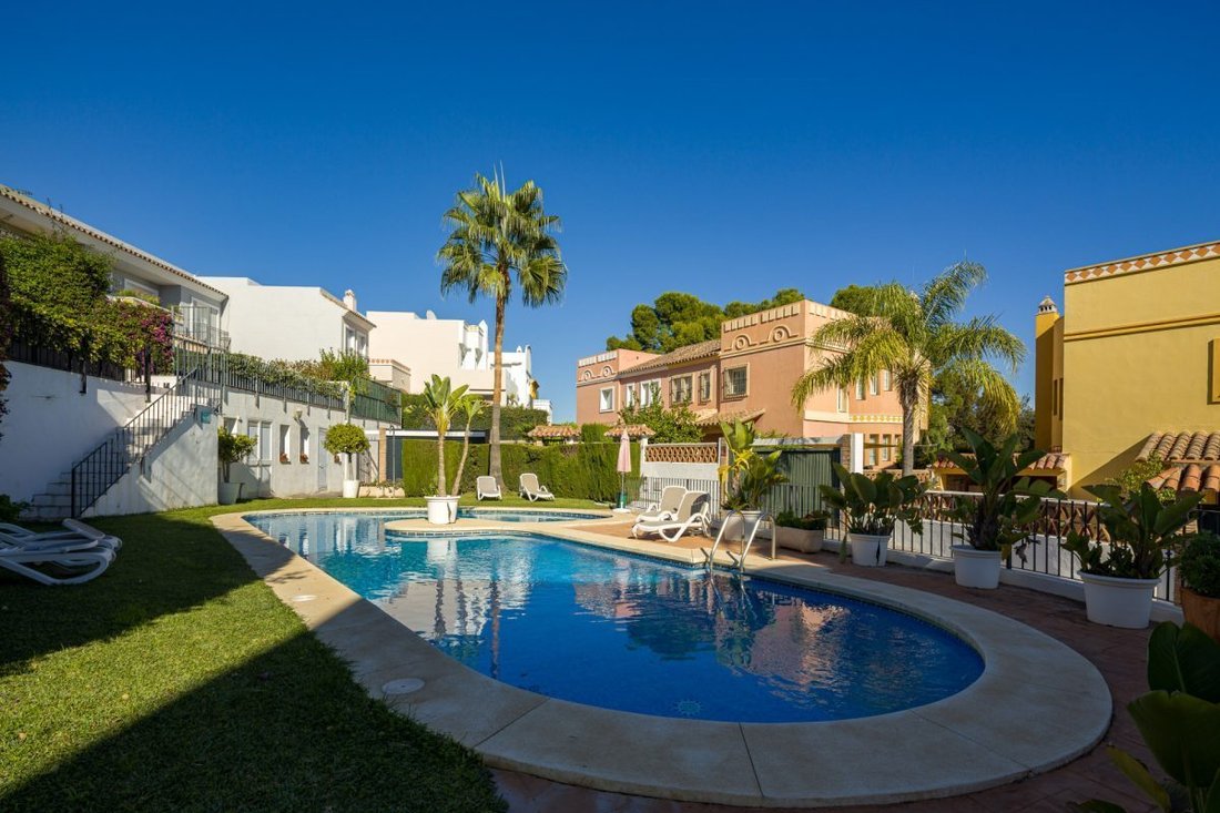 Villa in Guadalmina Alta, San Pedro de Alcantara, Spain 4 - 18856769