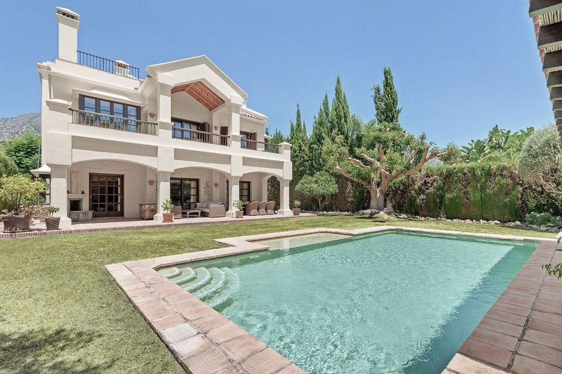Villa à Sierra Blanca, Marbella, Espagne 1 - 18857236