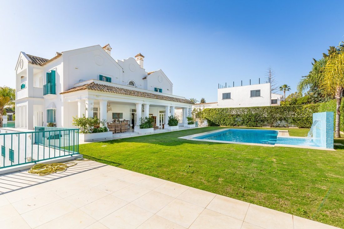 Villa in Marbella, Andalusien, Spanien 1 - 18862169